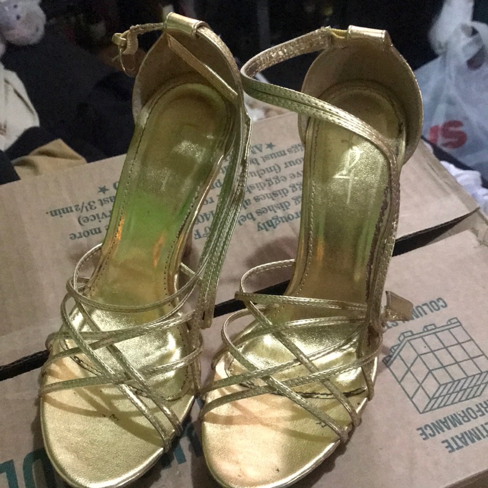 Gold forever21 heel